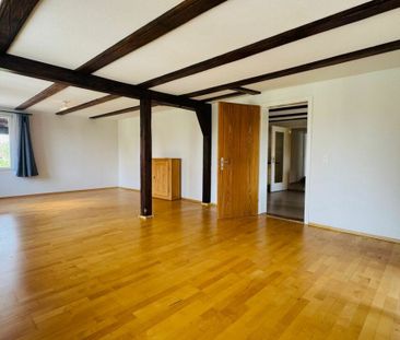 5-Zimmer-Wohnung mit mehreren Terrassen und ein Parkplatz inklusive - Photo 1