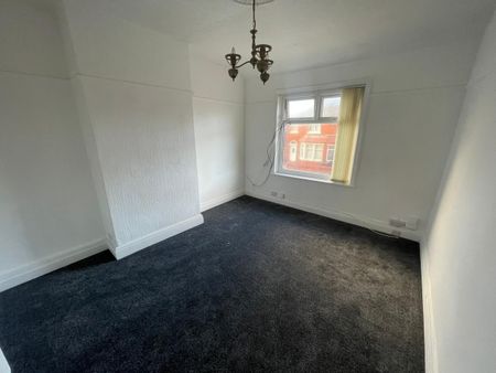 First Floor Flat 163, Bloomfield Road, Blackpool - Photo 3