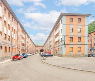 Piso de alquiler en Calle Santa Barbara, 26, Aller - Photo 6