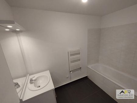 Appartement Le Pre Saint Gervais 3 pièce(s) 63.26 m2, - Photo 2