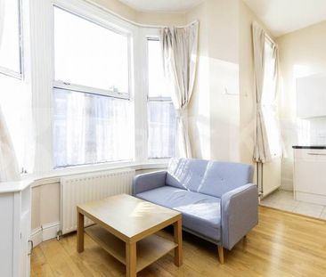 Callcott Road, London, NW6 (Council tax, gas and water included) - Photo 3