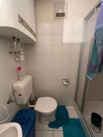 Helle und geräumige Garconniere in der Klosterwiesgasse sehr zentral gelegen mit Balkon – Provisionsfrei! - Photo 2