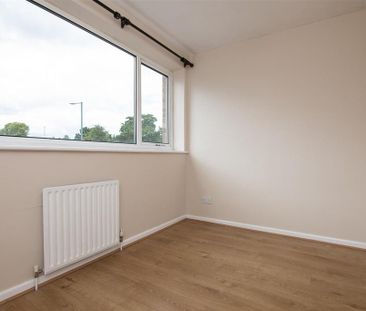 3 bedroom detached house to rent - Photo 6