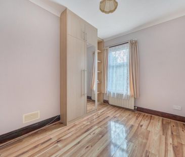 3 bedroom House To Let Total Size: 1159 SQ FT - Photo 1