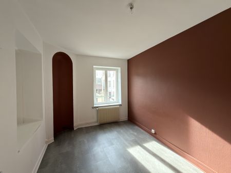 Location Appartement 4 pièces 72m² NANCY 54000 - Photo 4
