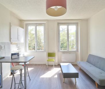 Location Appartement 1 pièce 25m² ST ETIENNE 42000 - Photo 5
