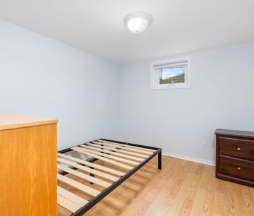 For Lease - 39 Cayuga Avenue Unit# Lower, Toronto, Ontario - Photo 1