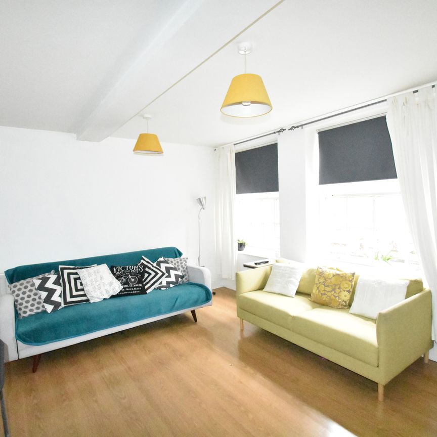 2 bedroom apartment to rent - Photo 1