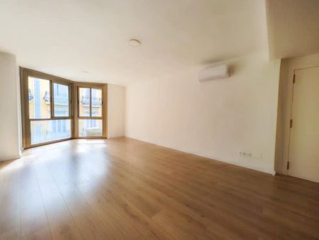 Piso de alquiler en Sant Francesc - Photo 4