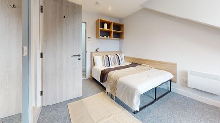 Flat 11, Commercial Point, NG9 2NG, NOTTINGHAM - Photo 5