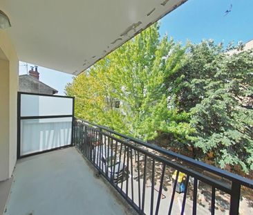 Location Appartement 2 pièces 42m² ROMANS SUR ISERE 26100 - Photo 3