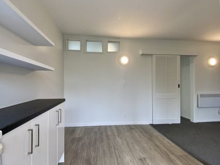 6A Hallewell Crescent, Johnsonville - Photo 4