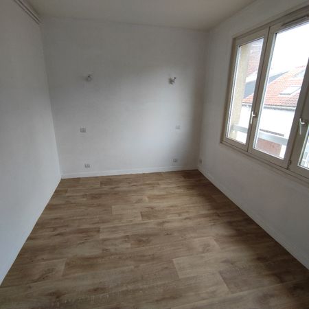 Location Appartement 3 pièces 59m² - Photo 4