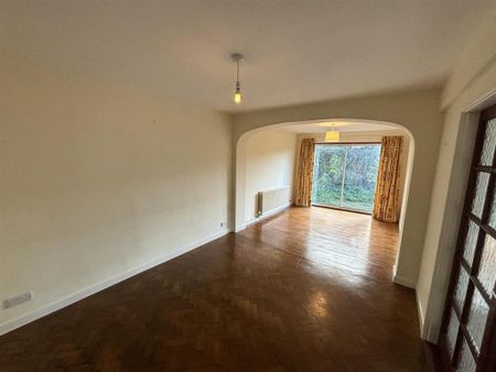 4 bedroom detached house to rent - Photo 3