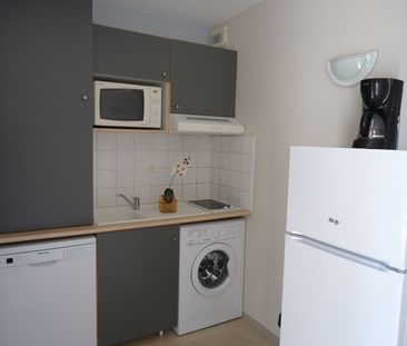 Location Appartement 2 pièces 28m² - Photo 3
