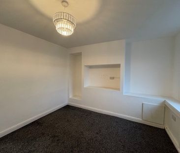 High Street, Sutton-in-Ashfield, NG17 - Photo 1