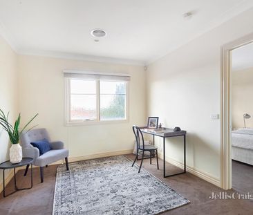 20 Kalang Road, Camberwell VIC 3124 - House For Rent | Domain - Photo 4