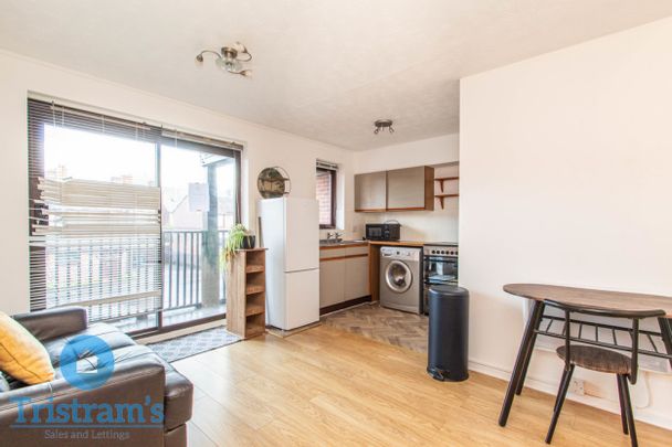 Studio for Rent - Photo 1