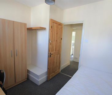 4 bedroom house share to rent - Photo 2