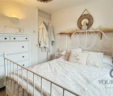 2 bedroom semi-detached house to rent - Photo 3