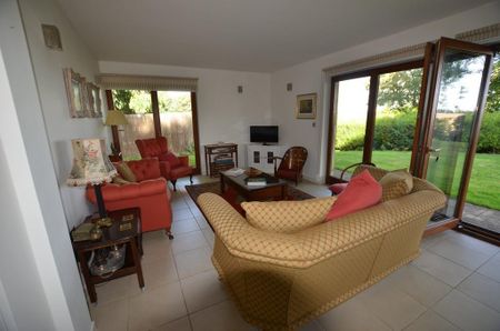 3 bedroom detached house to rent - Photo 4