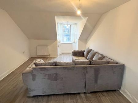 2 bedroom flat to rent - Photo 3