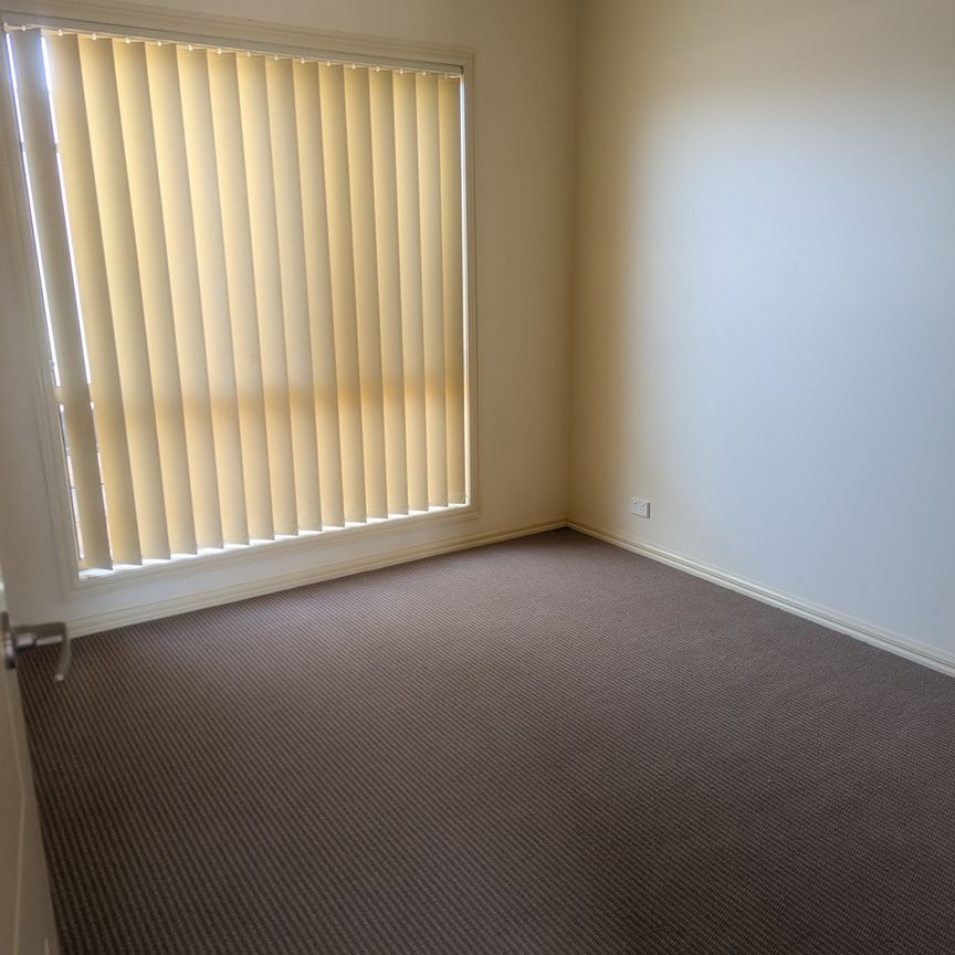 Airport West - Photo 1