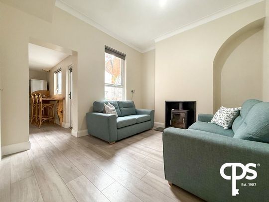 3 Hill Street, Milford 91618 - Photo 1