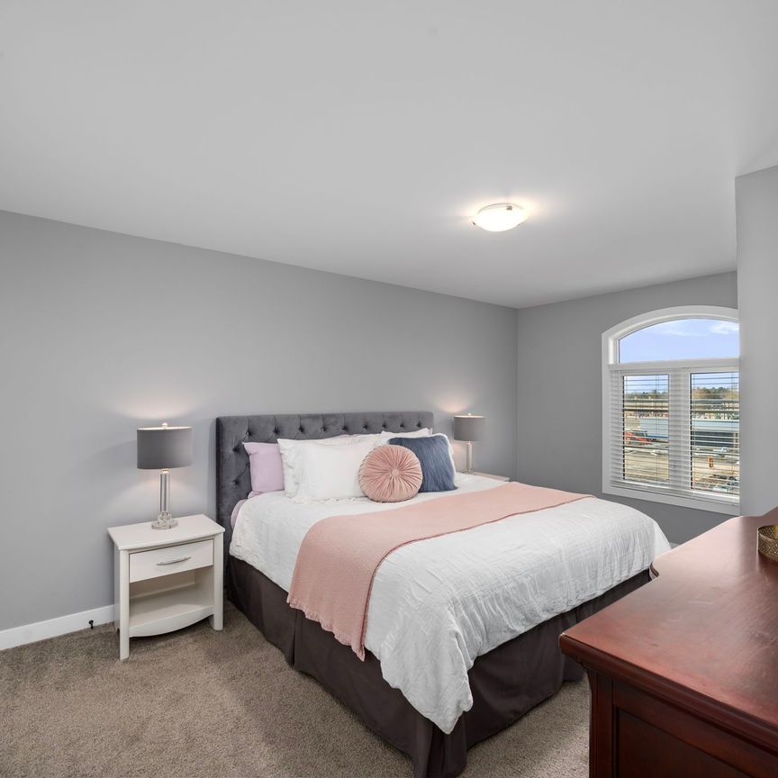 For Lease - 252 Doan Drive, Middlesex Centre, Ontario - Photo 1