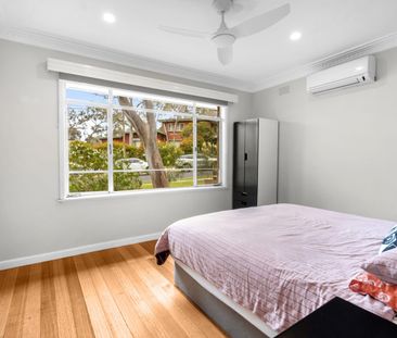 Conveniently Located! - Photo 6