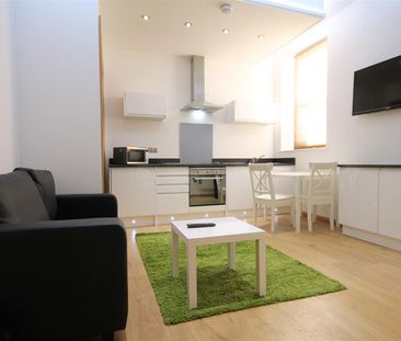 Falconars Court, City Centre - Photo 3