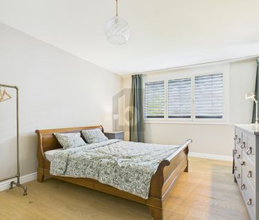 HOCHWERTIG MÖBLIERT, AN ZENTRALER LAGE - Foto 4