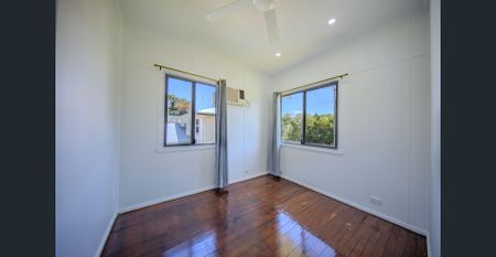 BEACH COTTAGE - COCONUTS - Photo 3