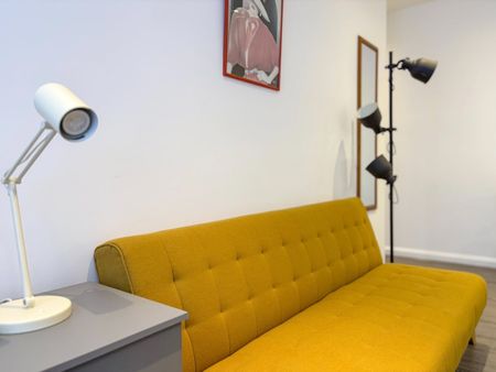 Studio Flat, Chichele Road, NW2 - Photo 3