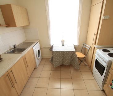 1 bed apartment to rent in Fosse Road Central, Leicester, LE3 - Photo 1