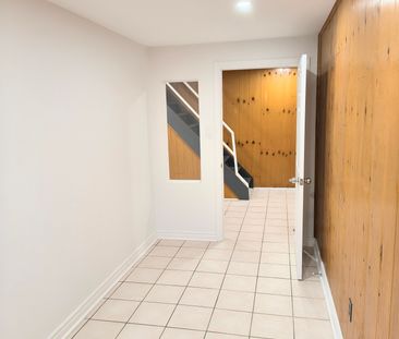 For Lease - 100 Kingslake Road, Toronto, Ontario - Photo 5