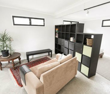 PRIVATE STUDIO GRANNY FLAT - WATER AND ELECTRICITY INCLUDED - Photo 3
