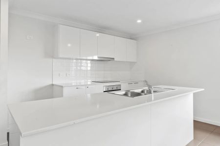 5 Palmerston Close, Upper Kedron. - Photo 3