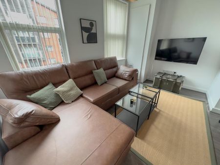 5 bedroom terraced house to rent - Photo 3