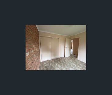 Immaculate 2 Bedroom in Central Shepparton! - Photo 4