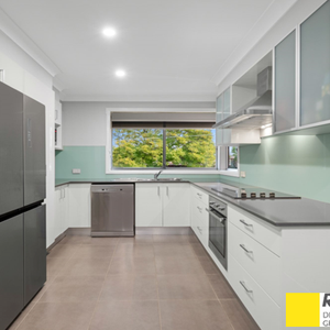 3 Bedroom Home - Photo 2