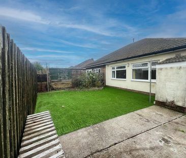 2 bedroom bungalow to rent - Photo 2