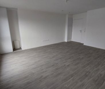 location Appartement T1 DE 34.47m² À VILLIERS LE BEL - Photo 2