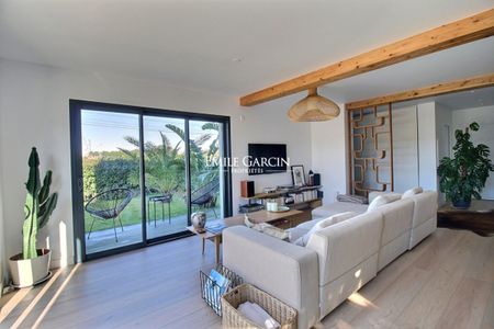 Maison à louer Anglet - Maison neuve avec piscine, aux portes de la forêt du Pignada - Photo 3