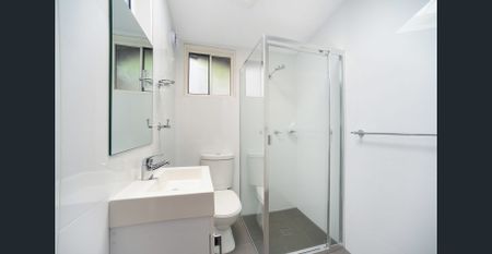 Spacious Terrace with Parking - Photo 5