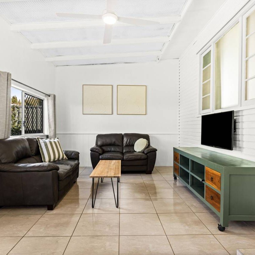 Rooming Accommodation - Furnished Room for Rent, Utilities Included + Ongoing Cleaning - Photo 1