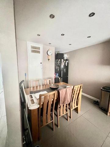 4 bedroom house share to rent - Photo 4