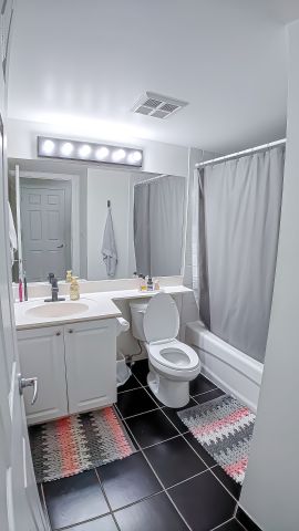 For Lease - 230 Queens Quay Unit# 1726, Toronto, Ontario - Photo 5