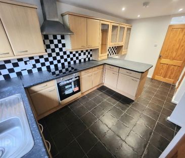 10 Jamaica Way, Ardoyne, North Belfast, BT14 7QX - Photo 6