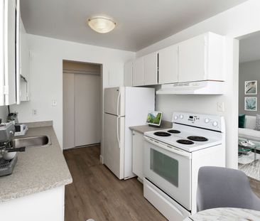 One Bedroom Apartment - Photo 1